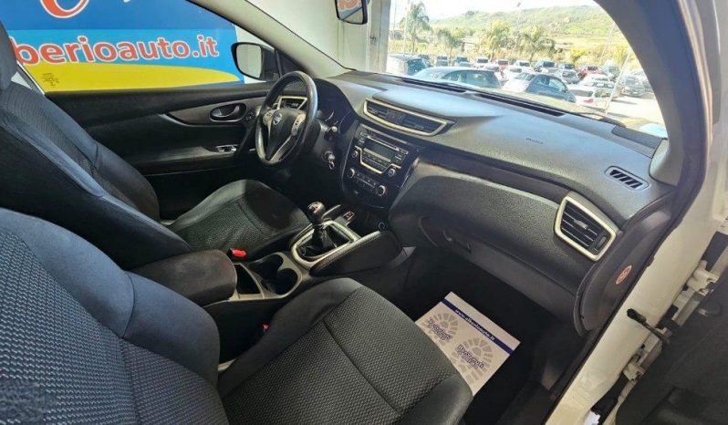 Nissan Qashqai pieno