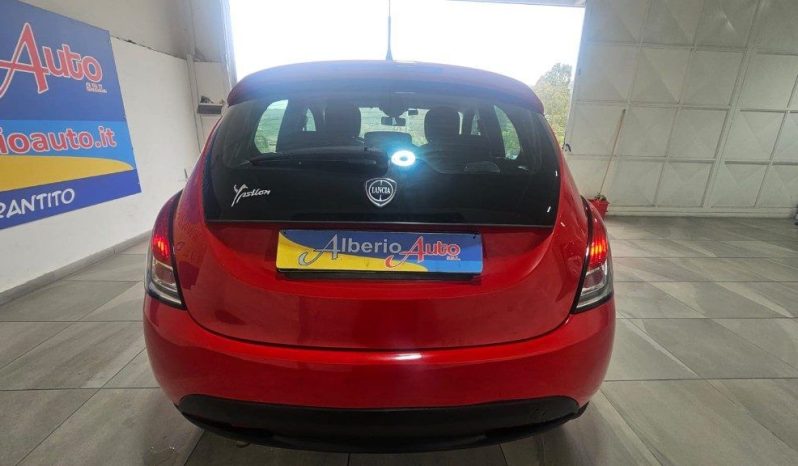 Lancia Ypsilon pieno