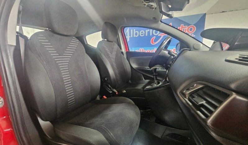 Lancia Ypsilon pieno
