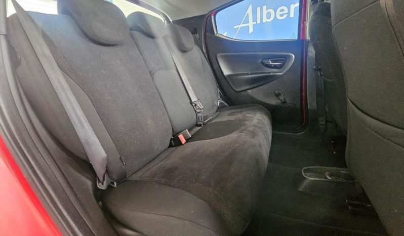 Lancia Ypsilon pieno