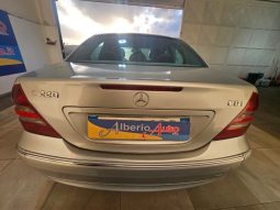 Mercedes-Benz C 220 pieno