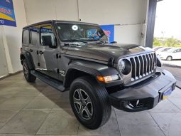 Jeep Wrangler pieno