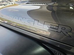 Jeep Wrangler pieno