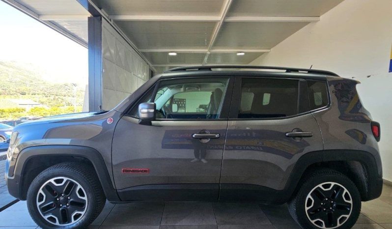 Jeep Renegade pieno