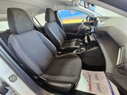 Peugeot 208 pieno