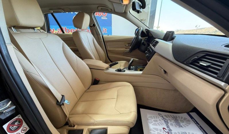 BMW 318 pieno