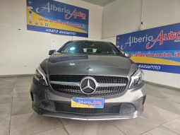 Mercedes-Benz A 180 pieno