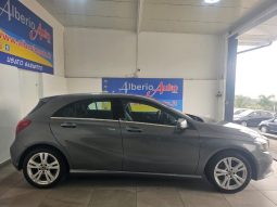 Mercedes-Benz A 180 pieno