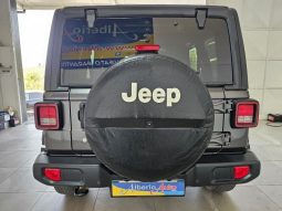 Jeep Wrangler pieno