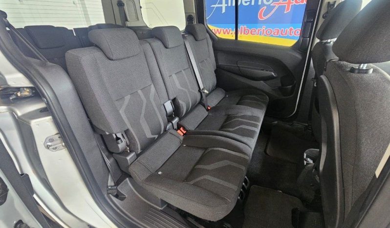 Ford Tourneo Connect pieno