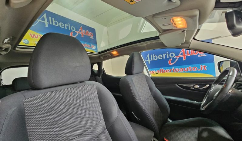 Nissan Qashqai pieno