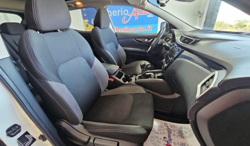 Nissan Qashqai pieno