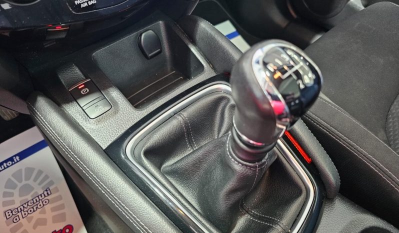 Nissan Qashqai pieno
