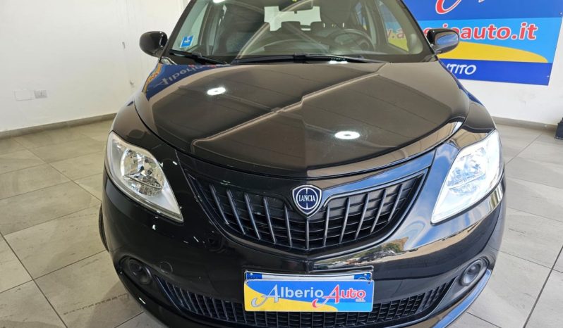 Lancia Ypsilon pieno