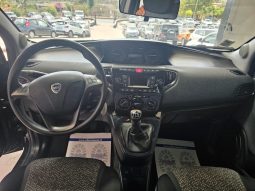Lancia Ypsilon pieno