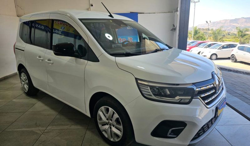 RENAULT Kangoo pieno