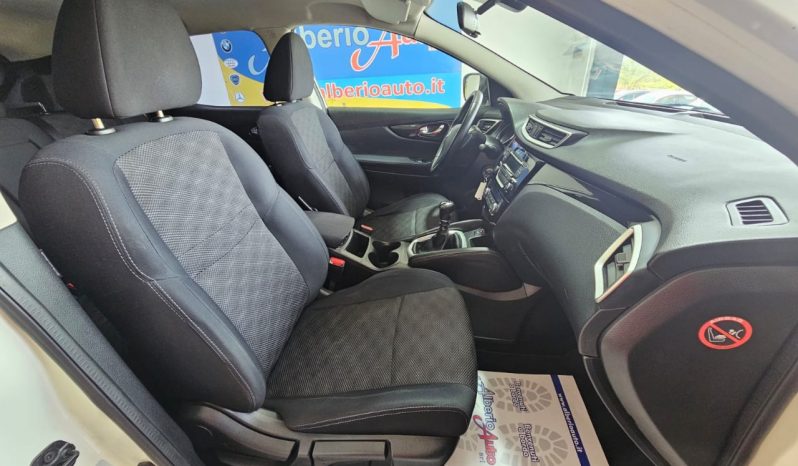 Nissan Qashqai pieno