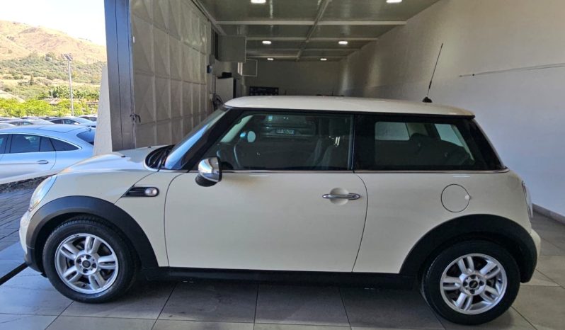 Mini 3 Porte One D pieno