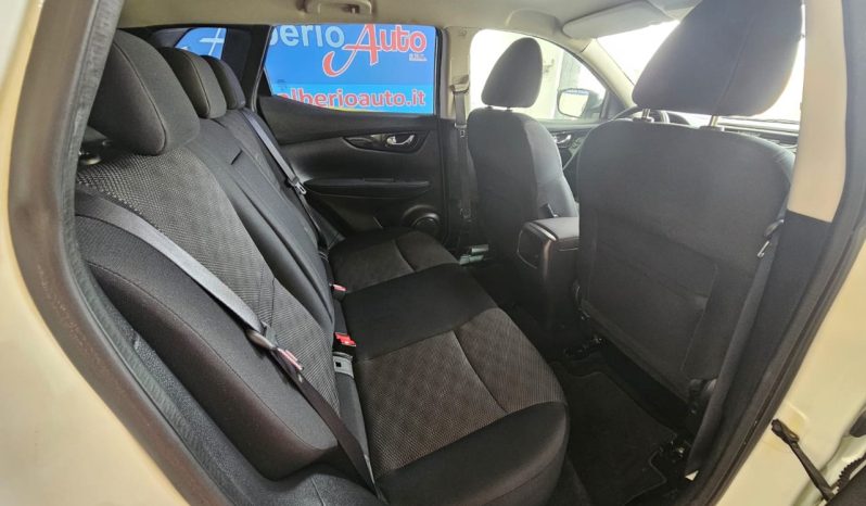Nissan Qashqai pieno