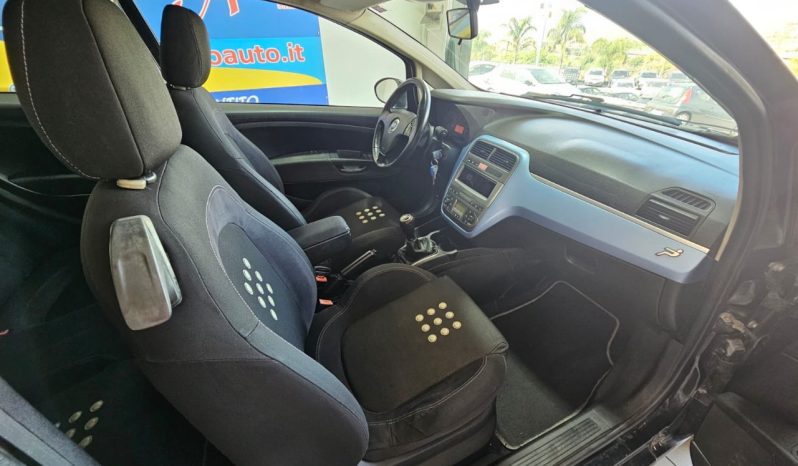 Fiat Grande Punto 3 Porte pieno