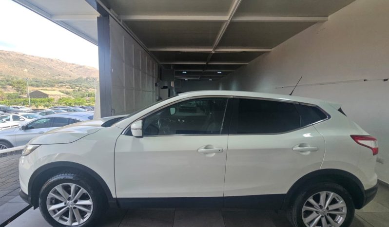 Nissan Qashqai pieno