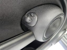 Mini 3 Porte One D pieno