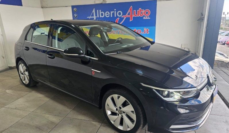 Volkswagen Golf pieno