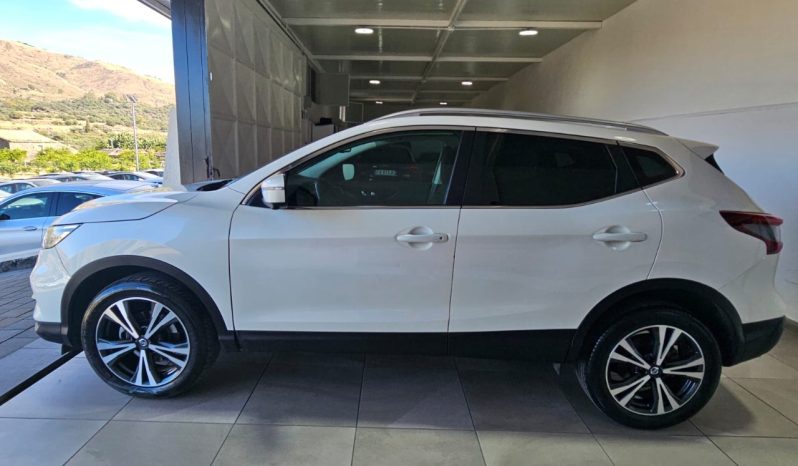 Nissan Qashqai pieno