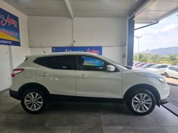 Nissan Qashqai pieno