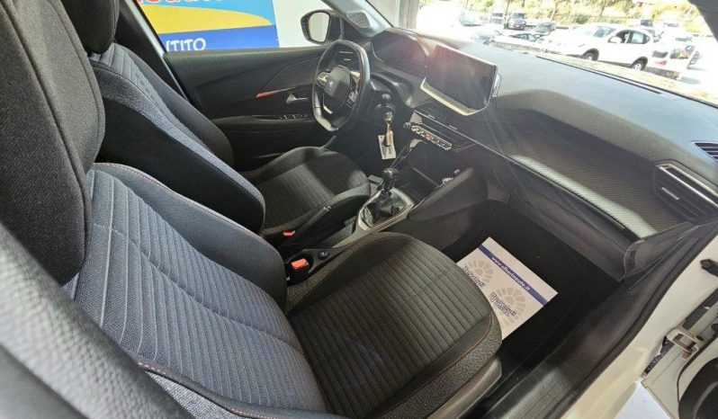 Peugeot 208 pieno