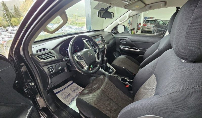 Mitsubishi L200 pieno