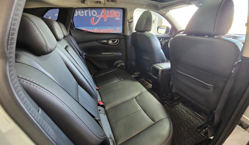 Nissan Qashqai pieno