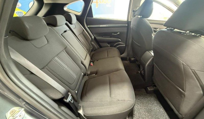 Hyundai TUCSON pieno