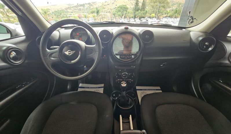 Mini Countryman One D Business pieno