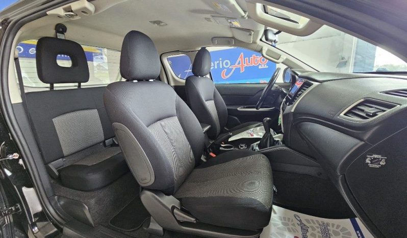 Mitsubishi L200 pieno