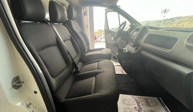 Renault Trafic pieno