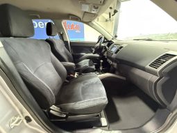 Mitsubishi Outlander pieno