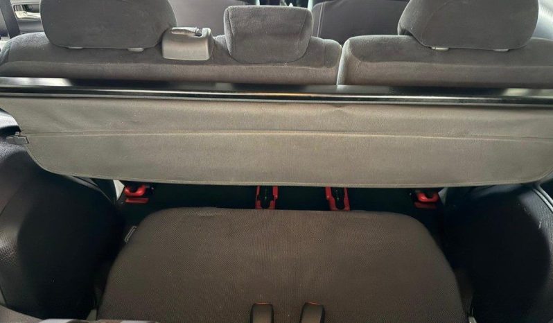 Mitsubishi Outlander pieno