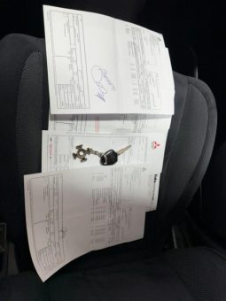 Mitsubishi Outlander pieno