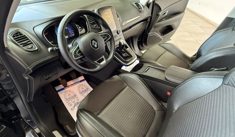 Renault Scenic pieno