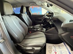 Peugeot 2008 pieno