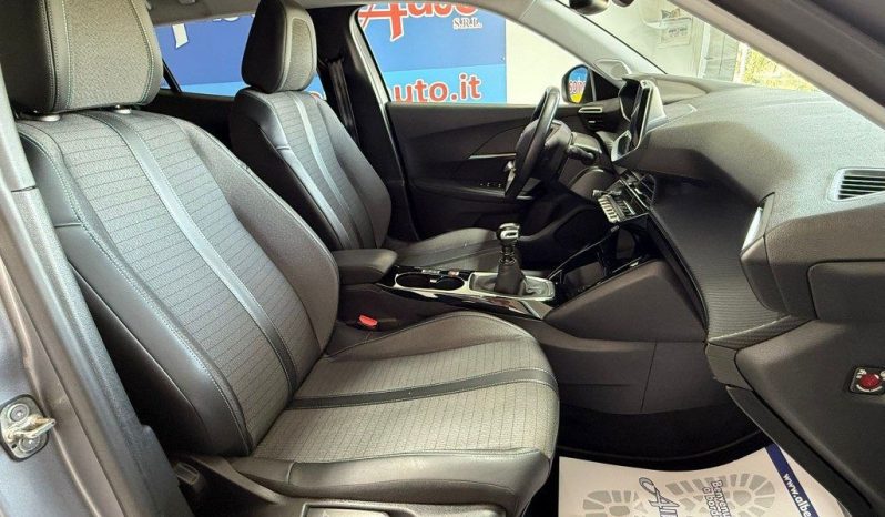 Peugeot 2008 pieno