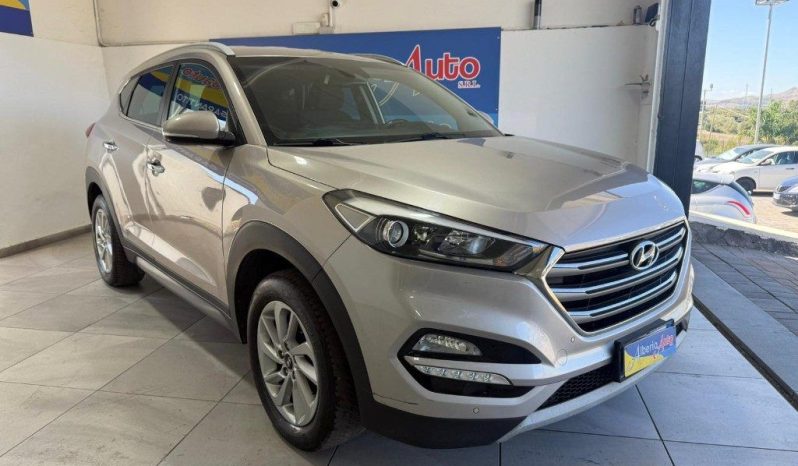 Hyundai TUCSON pieno