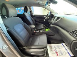 Hyundai TUCSON pieno
