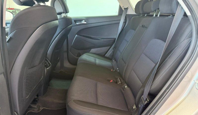 Hyundai TUCSON pieno