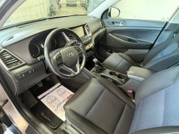 Hyundai TUCSON pieno
