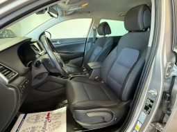 Hyundai TUCSON pieno