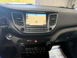 Hyundai TUCSON pieno