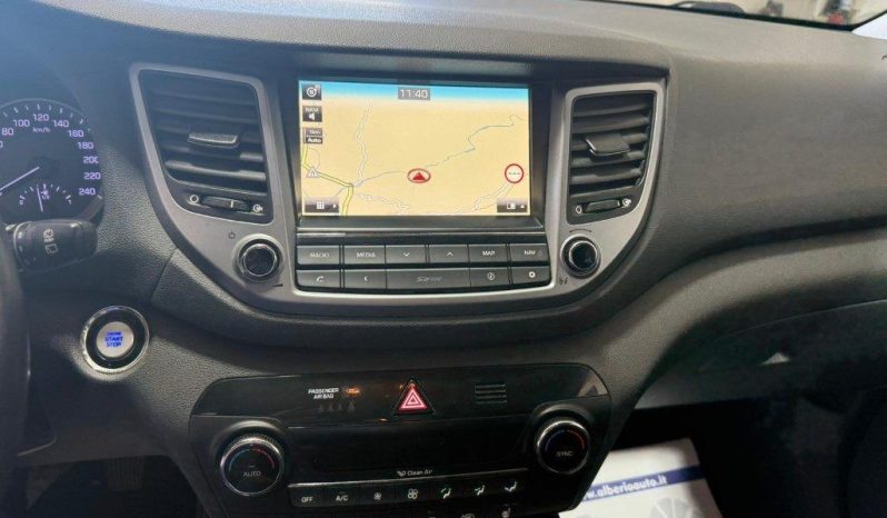 Hyundai TUCSON pieno