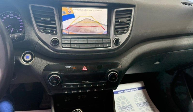 Hyundai TUCSON pieno